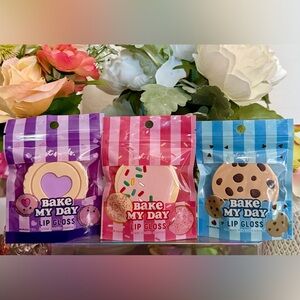 🆕🍡 JUST FOR GIRLS “BAKE MY DAY“ LIMITED EDITION 3-PIECE LIP GLOSS SET. NEW!